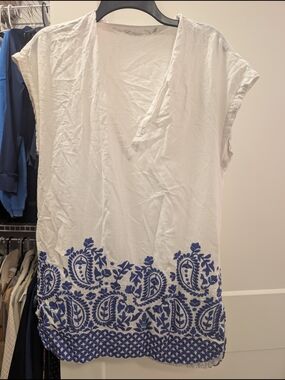 Athleta White V-Neck Swim Coverup with Blue Paisley Embroidery